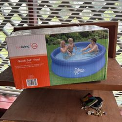 New True living Pool