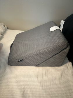 Imaginarium Gray Wedge Support Pillow
