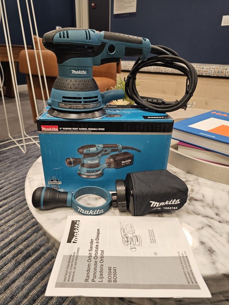 Makita BO5041 5" Random Orbit Sander, Variable Speed