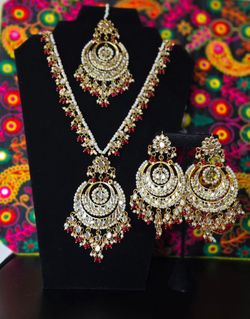 Maroon color kundan mirror Necklace Set