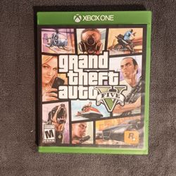 Grand Theft Auto V Five Xbox One CIB + Map Rockstar