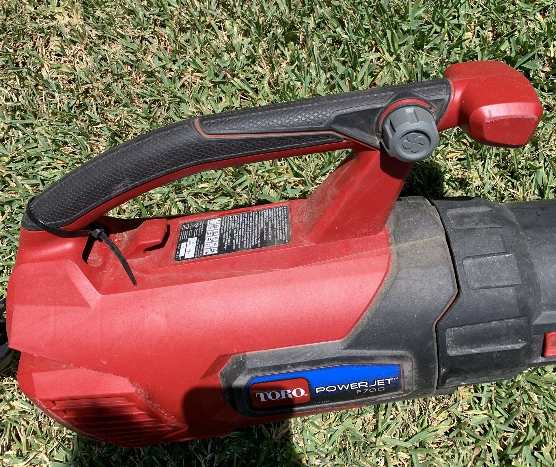 Toro PowerJet F700 Electric Handheld Leaf Blower