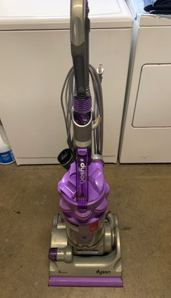 Dyson Vacuum ~ Used 
