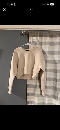 Cream Cropped Crewneck Sweatshirt
