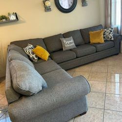 Beautiful Grey Sectional Couch From Jerome's LIKE NEW 