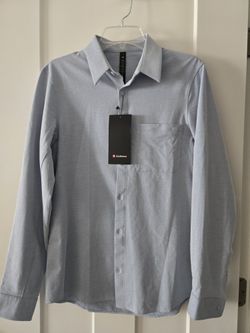 Lululemon Men's dress shirt Size S New
