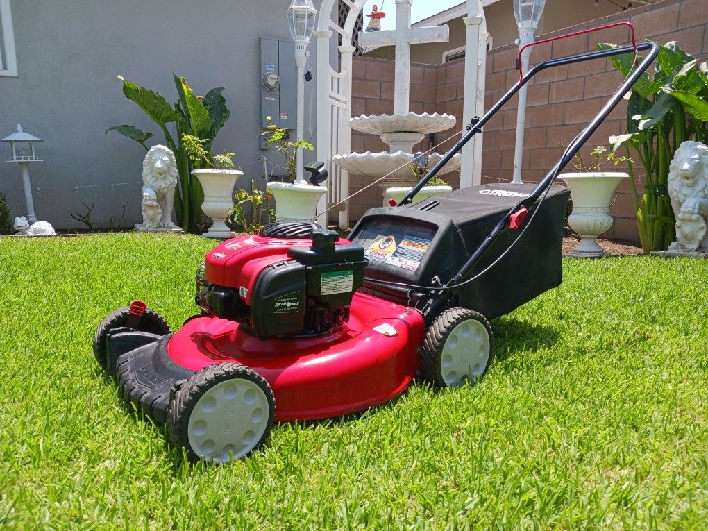 LAWN MOWER