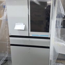 Samsung Bespoke 4 Door Refrigerator With Family Hub Tv Screen White (In Box)