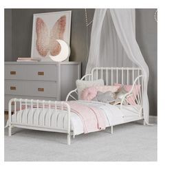 Metal toddler bed offwhite