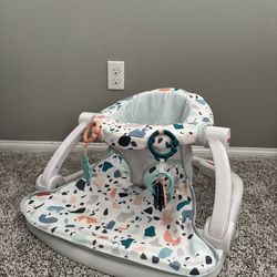 Fisher Price Portable Baby Chair/Floor Seat