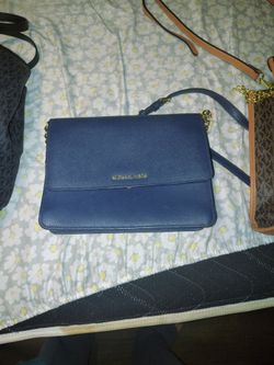 Michael Kors jet set travel saffiano crossbody