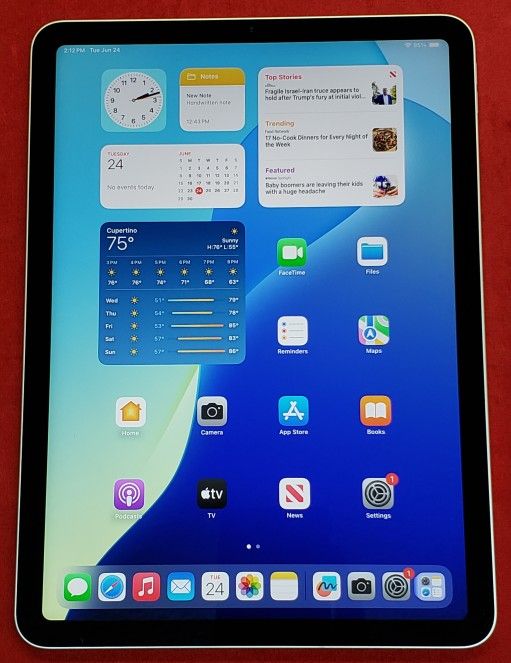 Apple iPad Air 5th Gen 64GB 10.9" Wi-Fi Tablet - A2588 - Starlight - 5th Generation - Tablet Only - No Charger - Working