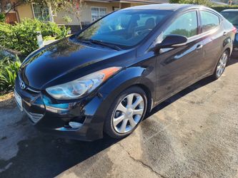 2013 Hyundai Elantra limited (Mechanic Special)