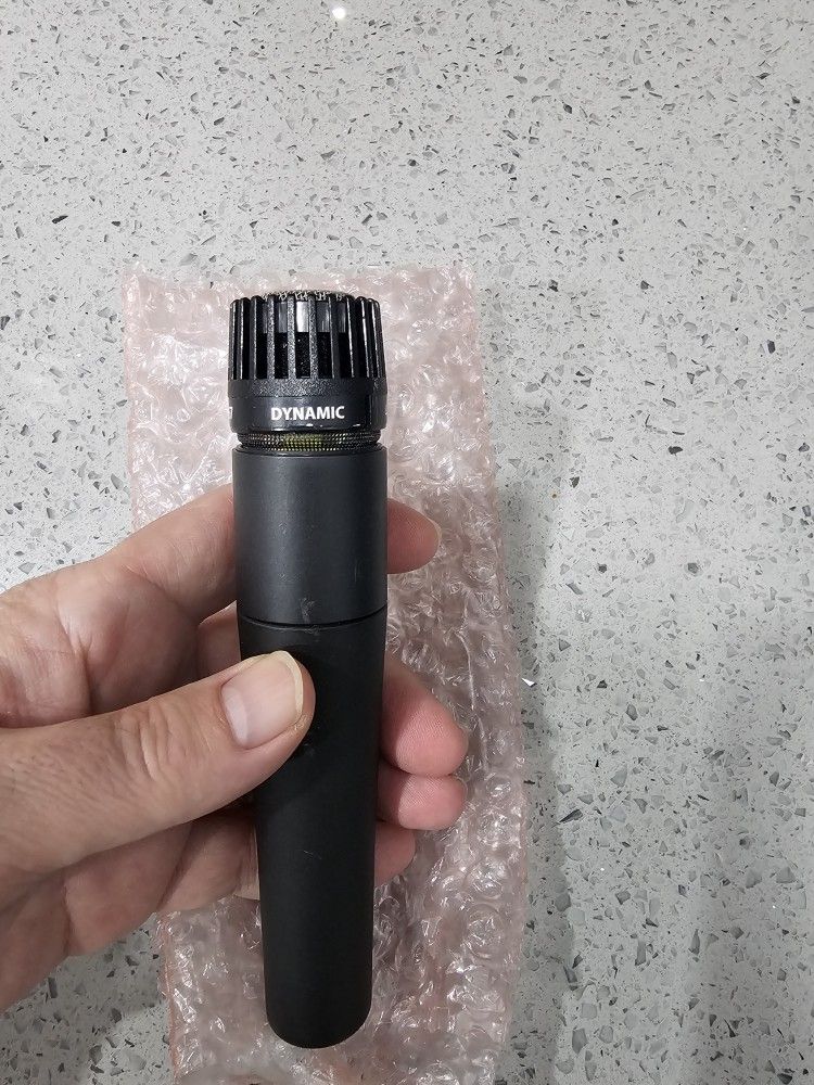 Shure SM57 Cardioid Dynamic Instrument XLR  Microphone

