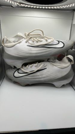 Nike football cleats 9.5