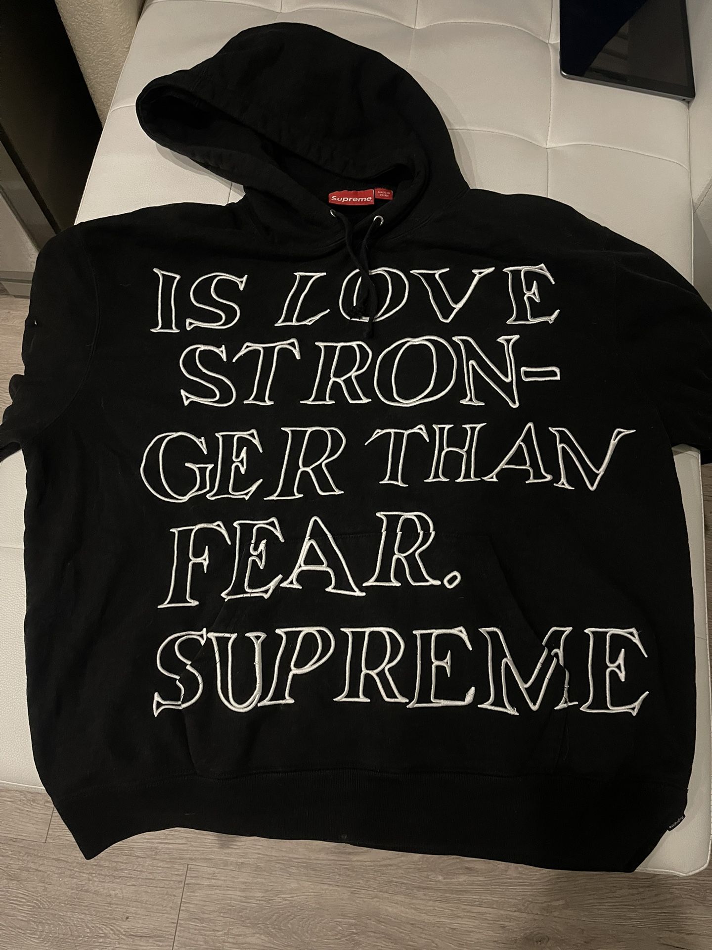 Supreme Hoodie