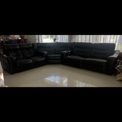 Macy’s Genuine Black Leather Sectional Recliner – Excellent Condition