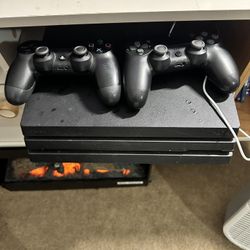 PS4 PRO