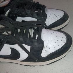Shoes Nike Mens 10. Panda Dunks 