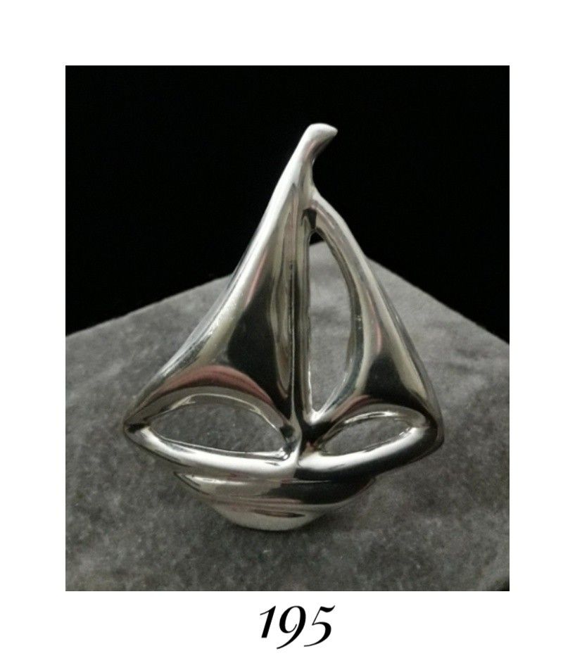 Beautiful 2" x 1.5" Solid Sterling Silver Schooner/Sailboat Pin/Brooch. Signed