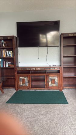 Entertainment stand