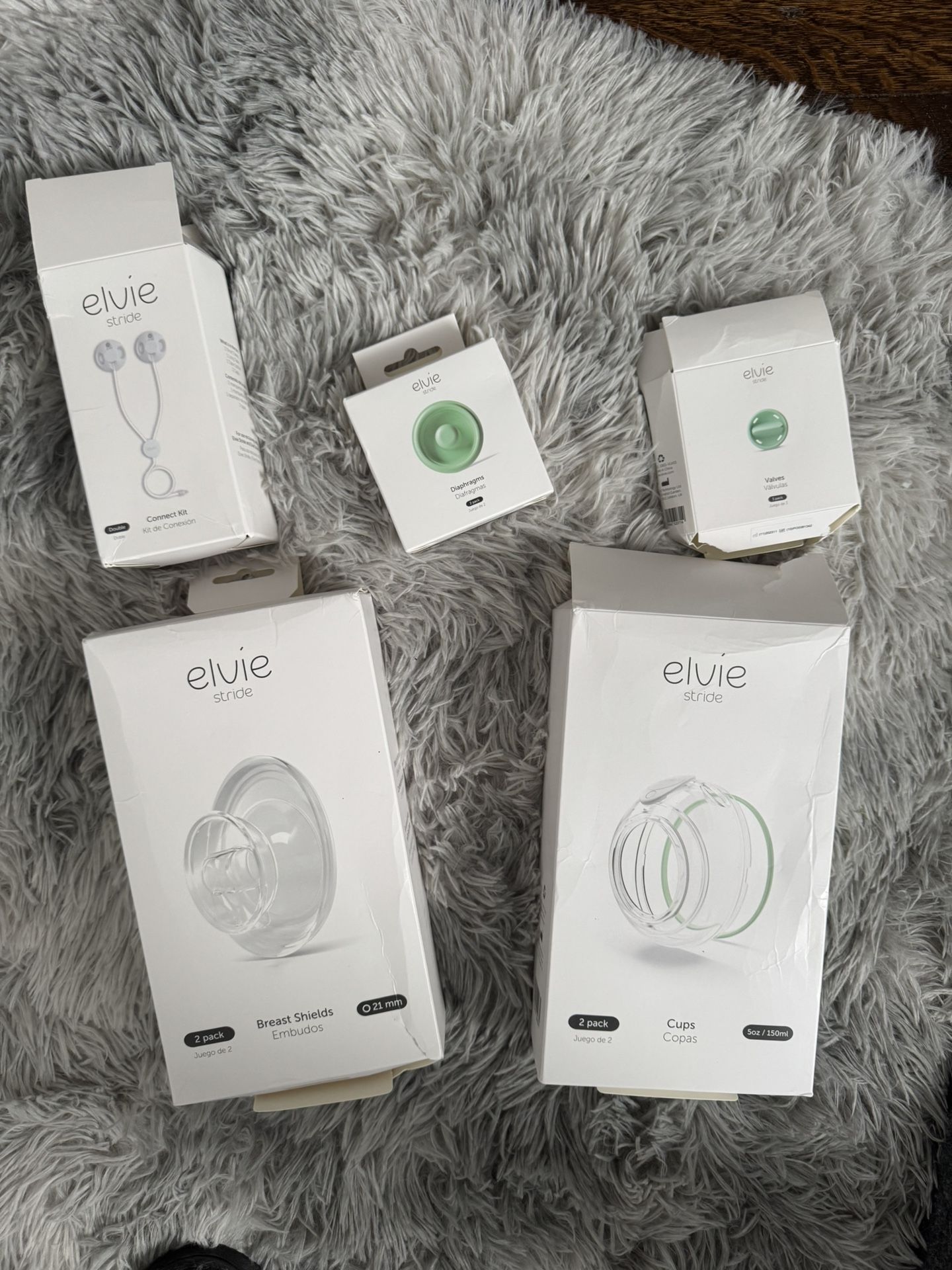 New Elvie Stride Breast pump with Storage Bags and Parts