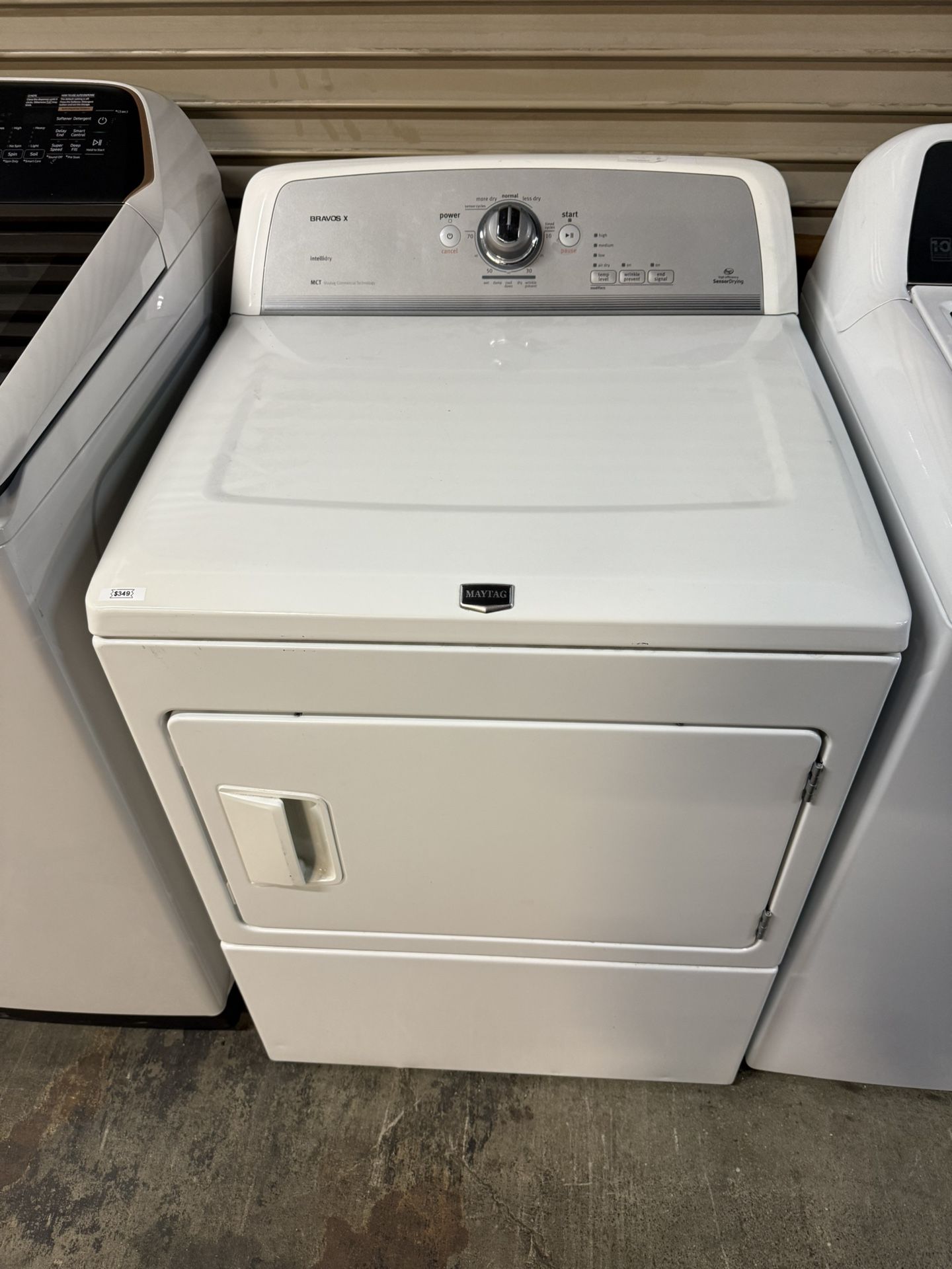 Maytag - 27" Front-Load Gas Dryer
