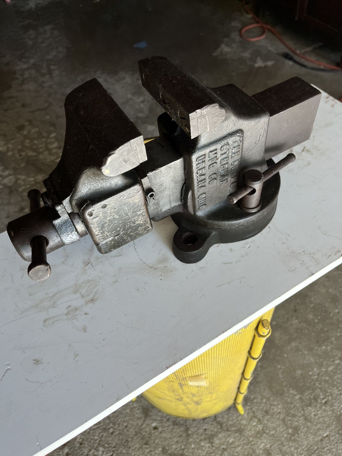 Table Vise