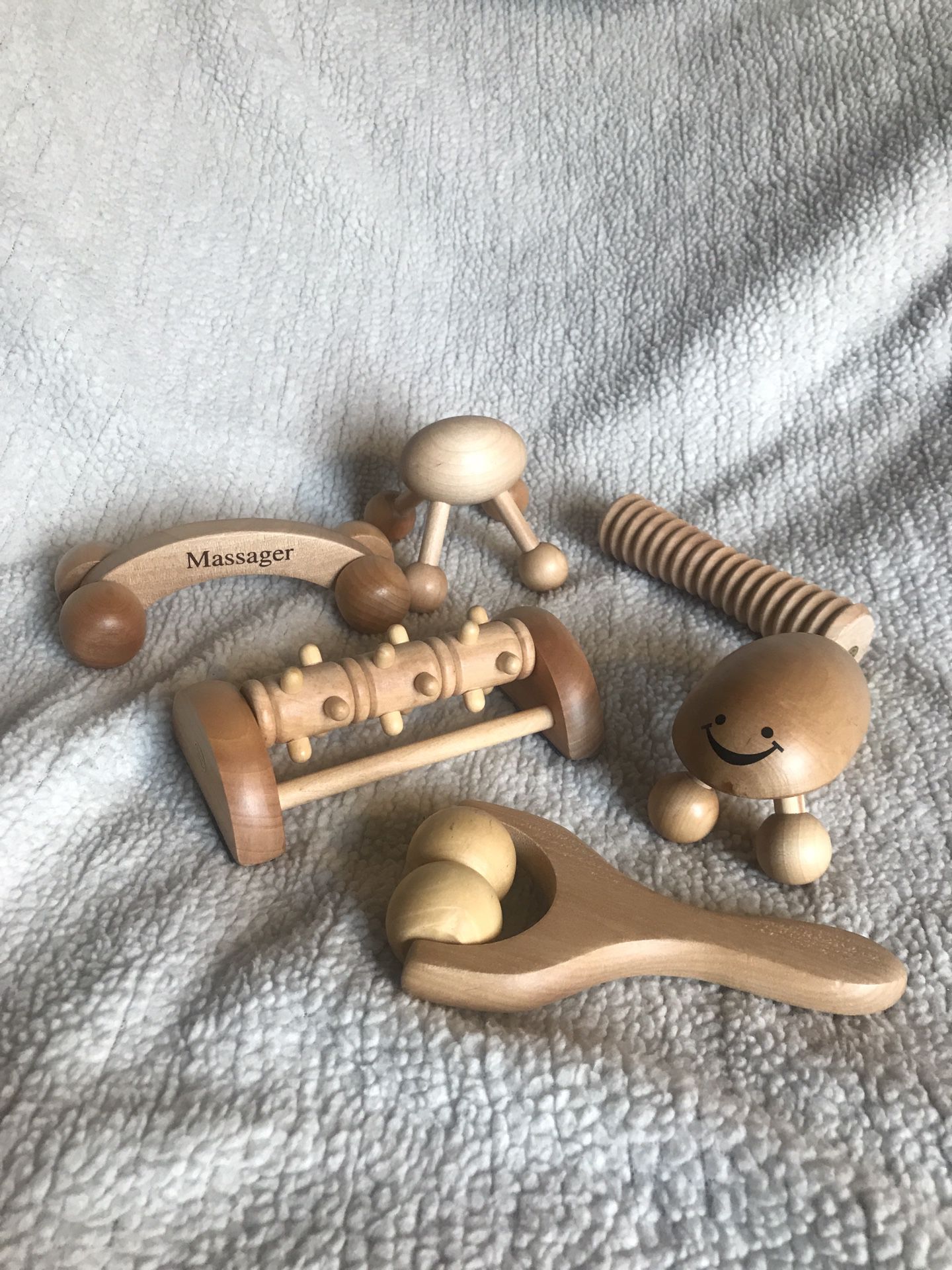 6 Lot of Wooden Hand Massagers For The Total Body By Essential Designs
