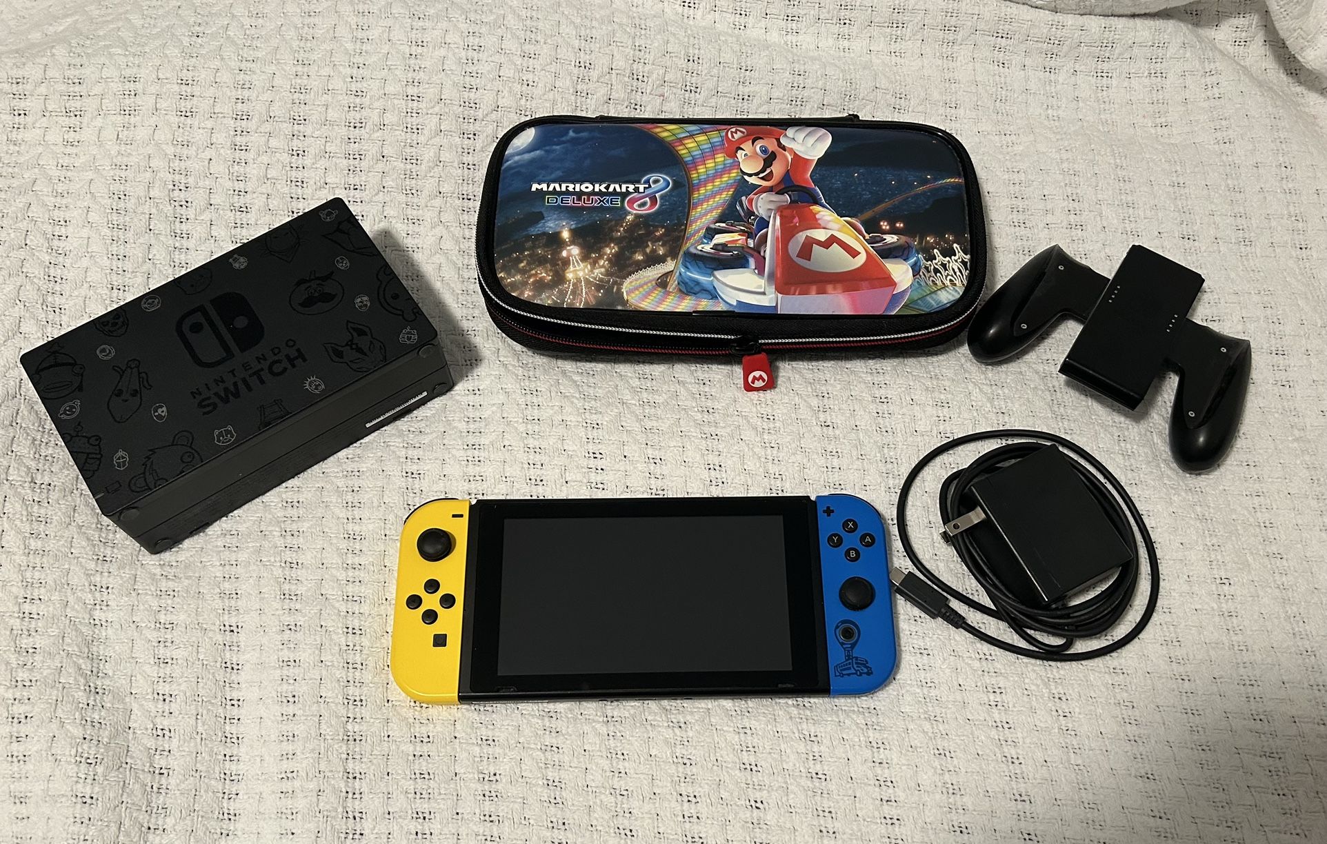 Nintendo Switch Fortnite Limited Edition 