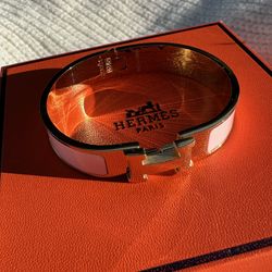 Gold & Pink Hermes Bracelet 🎀