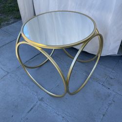 Golden Mirror Side Table In Good Condition $50 Firm On Price