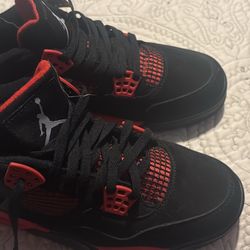 Jordan’s Retro 4 