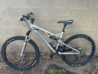 Mountain Bike