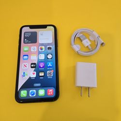Apple iPhone 11 - UNLOCKED - Like New