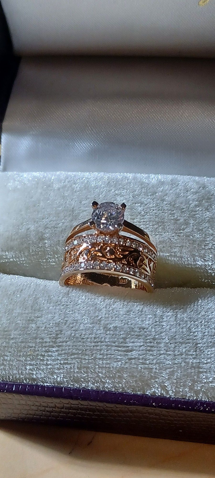 Beautiful Sterling Silver Rose Gold Crystal Ring Women's Size 7