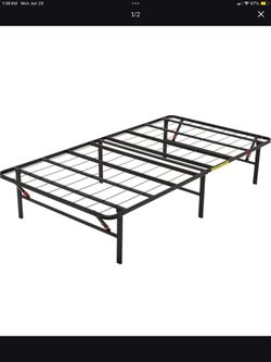 Twin Foldable Metal Platform Bed Frame $40