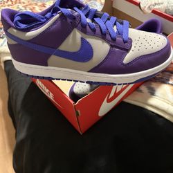 Nike Dunks 