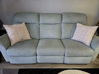Power recliner couch (2)