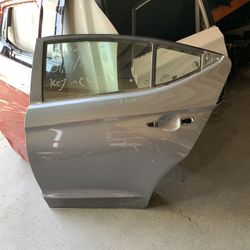 2017-2020 Hyundai Elantra Driver Rear Door With Panel And Glass