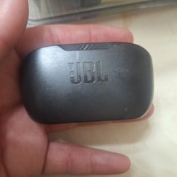 JBL earnuds