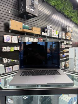 MacBook Pro M1 16”  (Finance available)