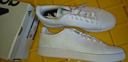 New mens shoes size 10
