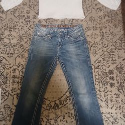 WOMEN'S ROCK REVIVAL JEANS 