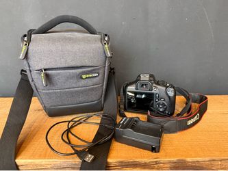 Canon EOS Rebel T6 DSLR Camera Kit | Excellent Condition