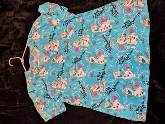 Olaf scrub top