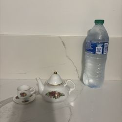 Tea Pot And Cup with Plate 