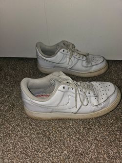 Nike Air Force 1 Low  8.5 Men
