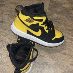 Big Kids & Toddler Shoes New/Used In Great Condition 