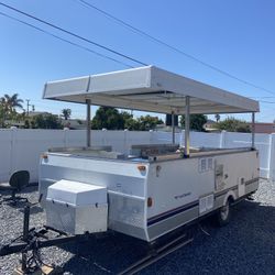Pop up Camper